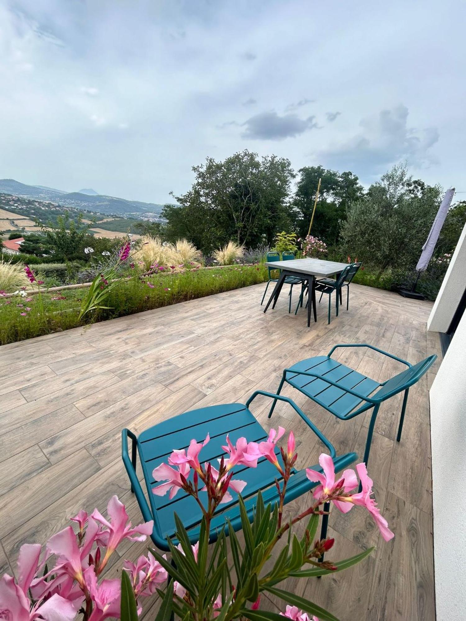 L'Alphonsine Vila Veyre-Monton Exterior foto