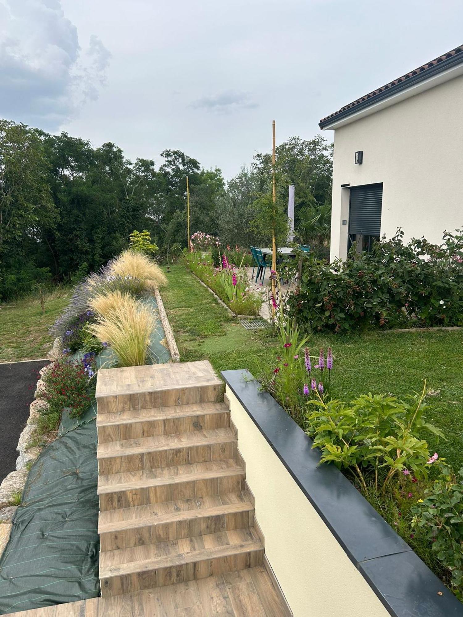 L'Alphonsine Vila Veyre-Monton Exterior foto